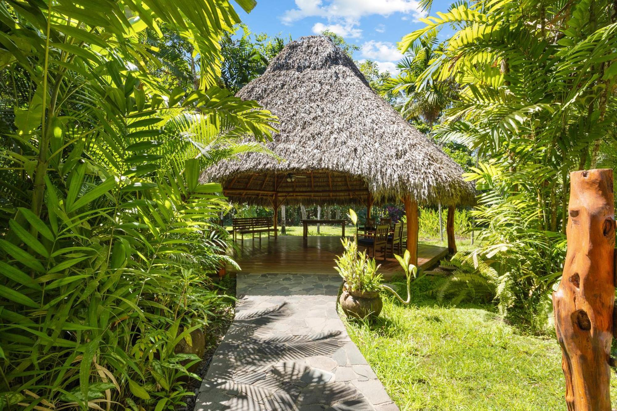 Tambor Tropical Beach Resort- Adults Only Экстерьер фото