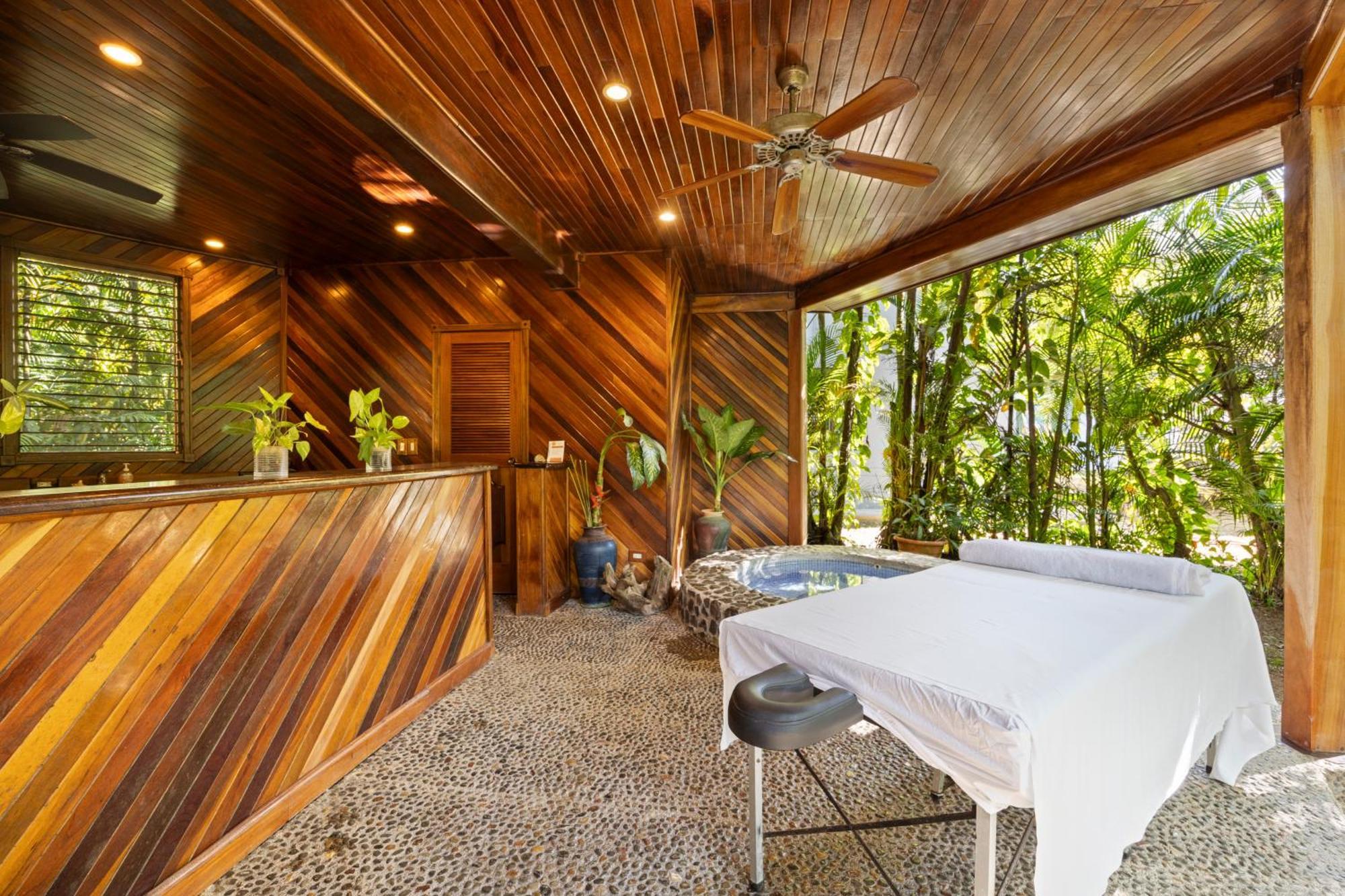 Tambor Tropical Beach Resort- Adults Only Экстерьер фото